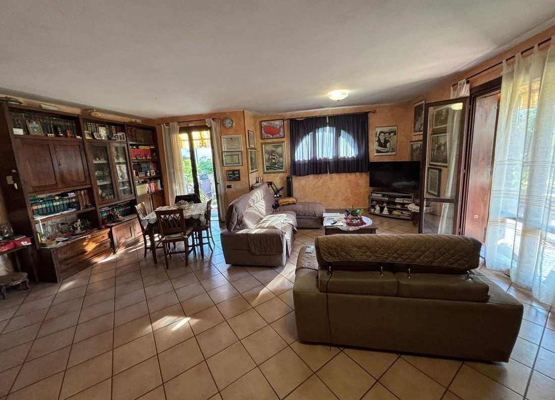 Villa in Center, Massa, Italy 5 - 16387587