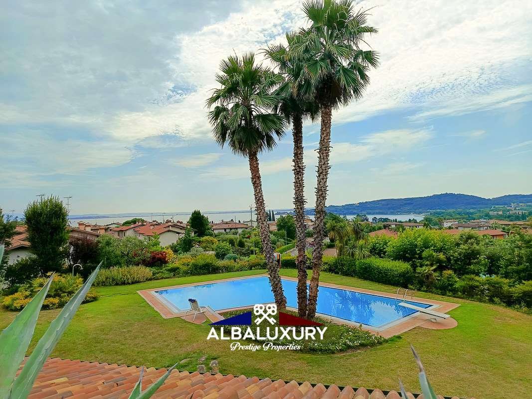 Villa in Padenghe sul Garda, Lombardy, Italy 4 - 16362136