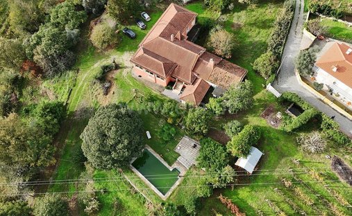 Corps de ferme à Sobretamega, District de Porto, Portugal 1