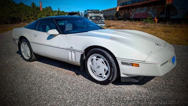 Chevrolet Corvette in Calverton, NY, United States 1 - 16390187