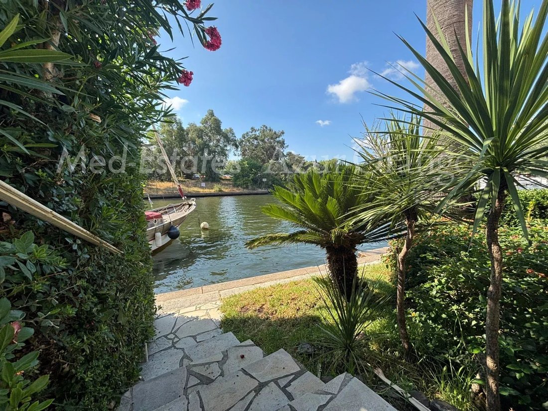 Apartment in Port Grimaud, Grimaud, Provence-Alpes-Côte d'Azur 3 - 16389541