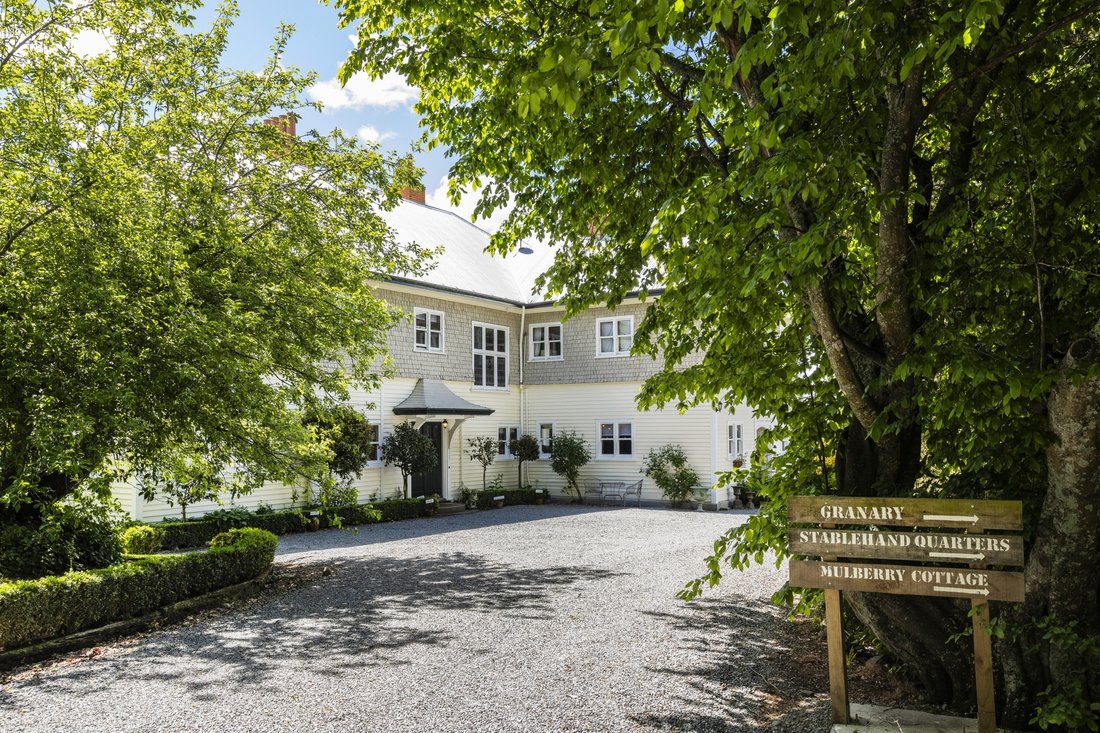 Estate in Hororata, Canterbury, New Zealand 4 - 16390371