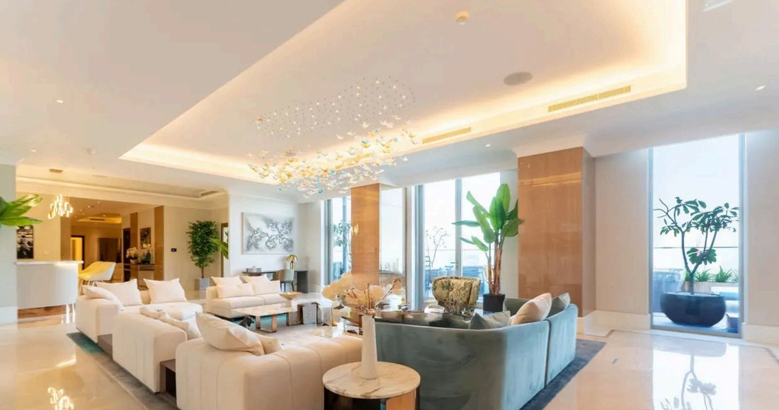Penthouse in JLT / Jumeirah Lakes Towers, Dubai, United Arab Emirates 2 - 16391077