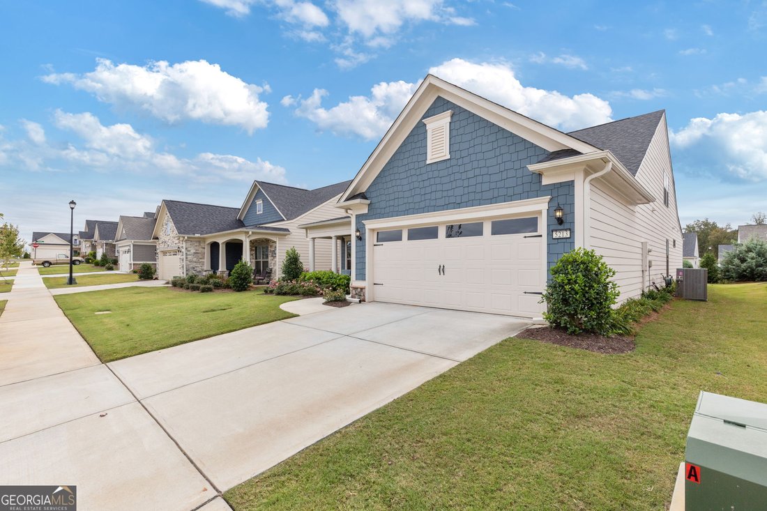 House in Buford, Georgia, United States 3 - 16391064