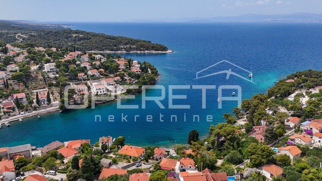 House in Splitska, Split-Dalmatia County, Croatia 3 - 16290926