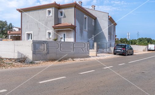 Casa a Momiano, Regione istriana, Croazia 1