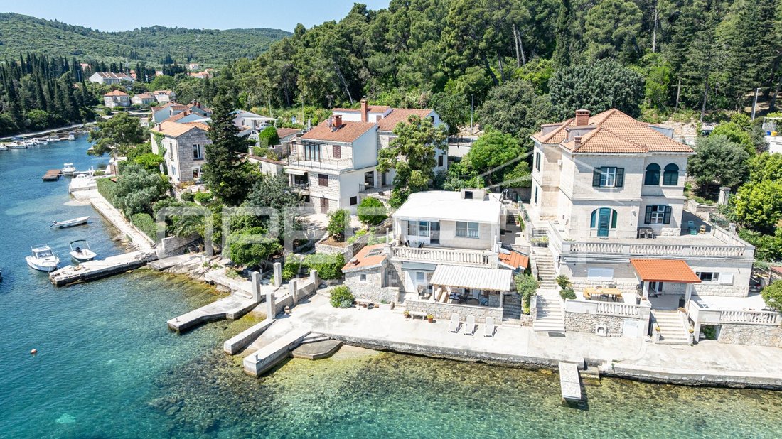 Apartment in Gradski kotar Stari grad, Korcula, Dubrovnik-Neretva County 2 - 16290737