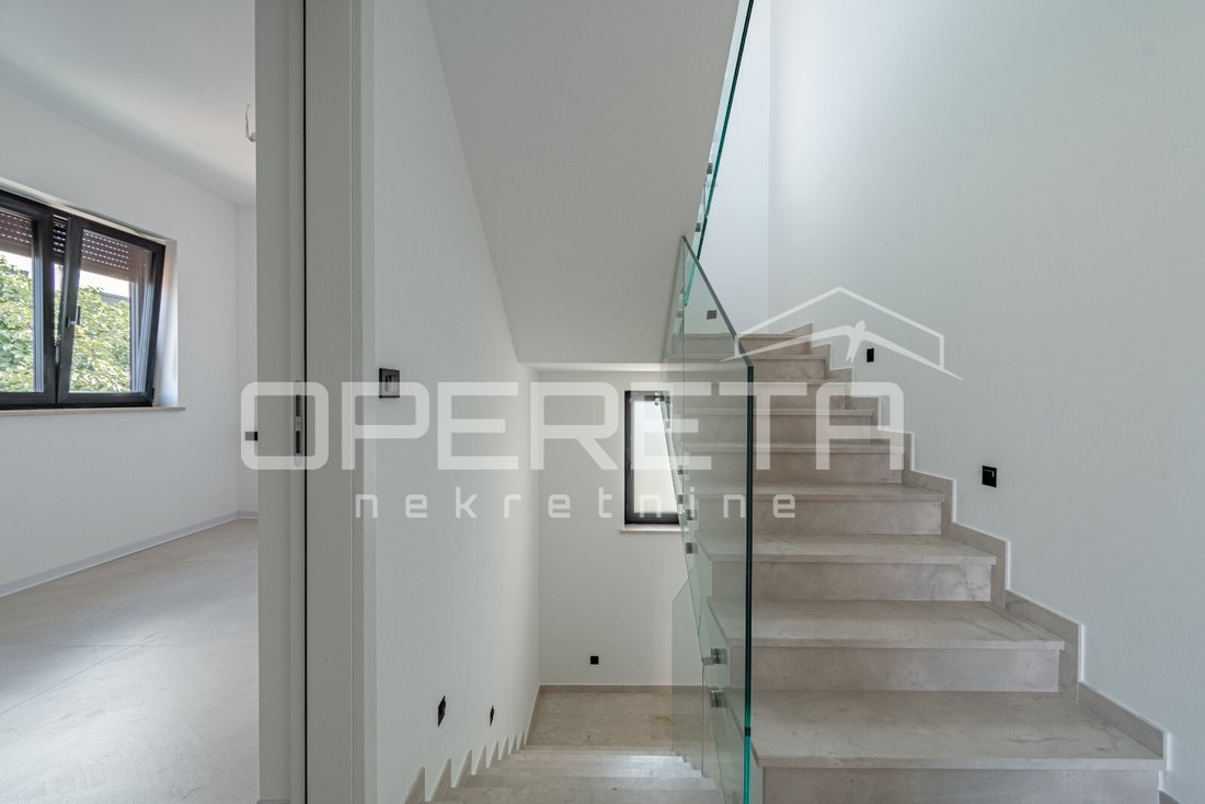 House in Porec, Istria County, Croatia 4 - 16290968