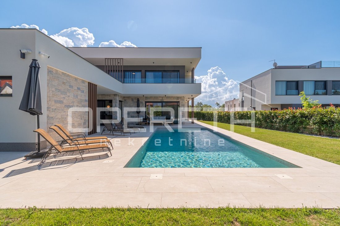 House in Porec, Istria County, Croatia 2 - 16290972
