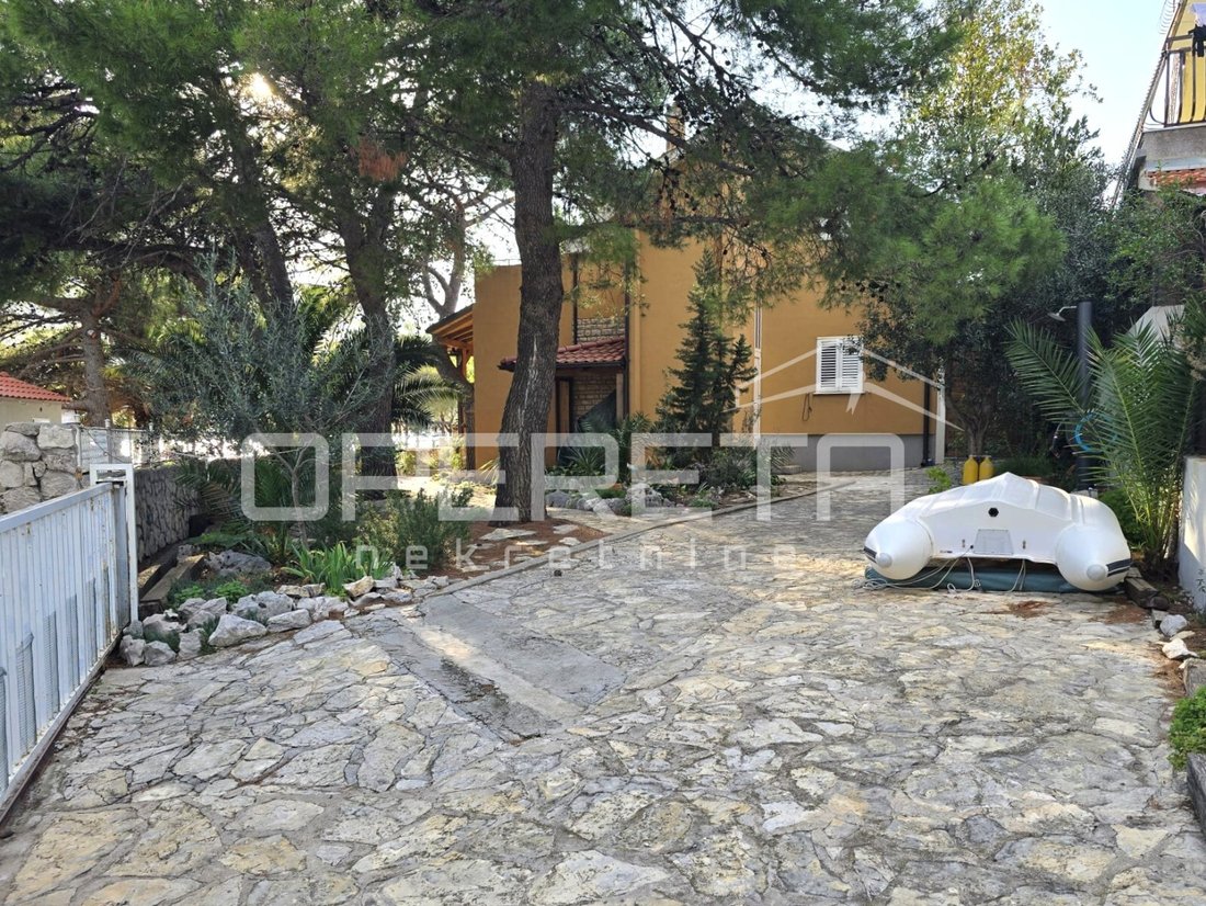 House in Grebastica, Sibenik-Knin County, Croatia 3 - 16290911