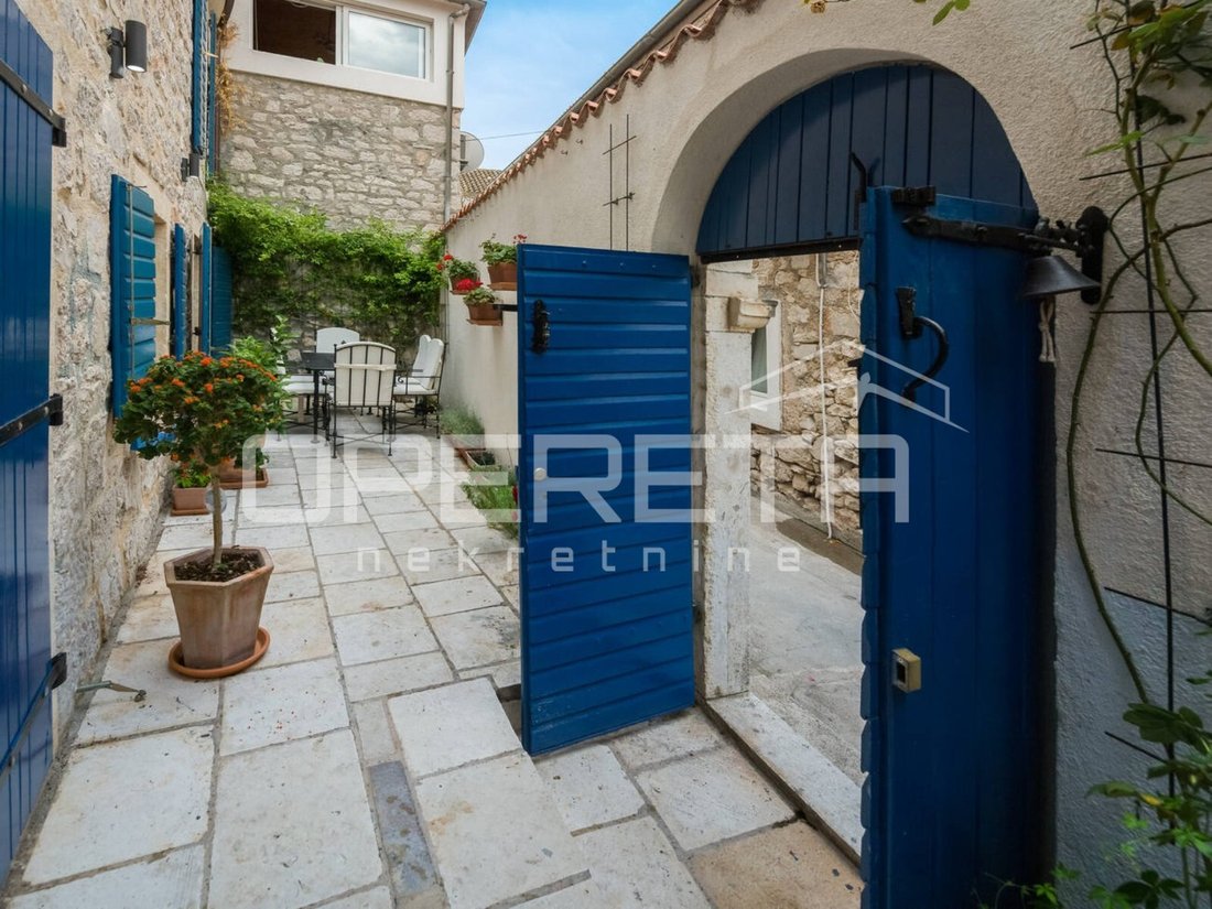 House in Murter, Sibenik-Knin County, Croatia 1 - 16291011