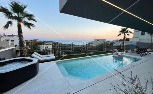 Villa in Veliko Brdo, Split-Dalmatia County, Croatia 1