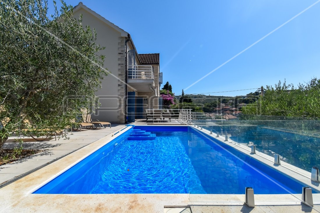House in Splitska, Split-Dalmatia County, Croatia 1 - 16290844