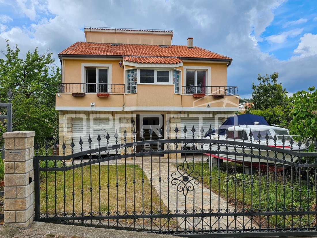 House in Splitska, Split-Dalmatia County, Croatia 5 - 16290926