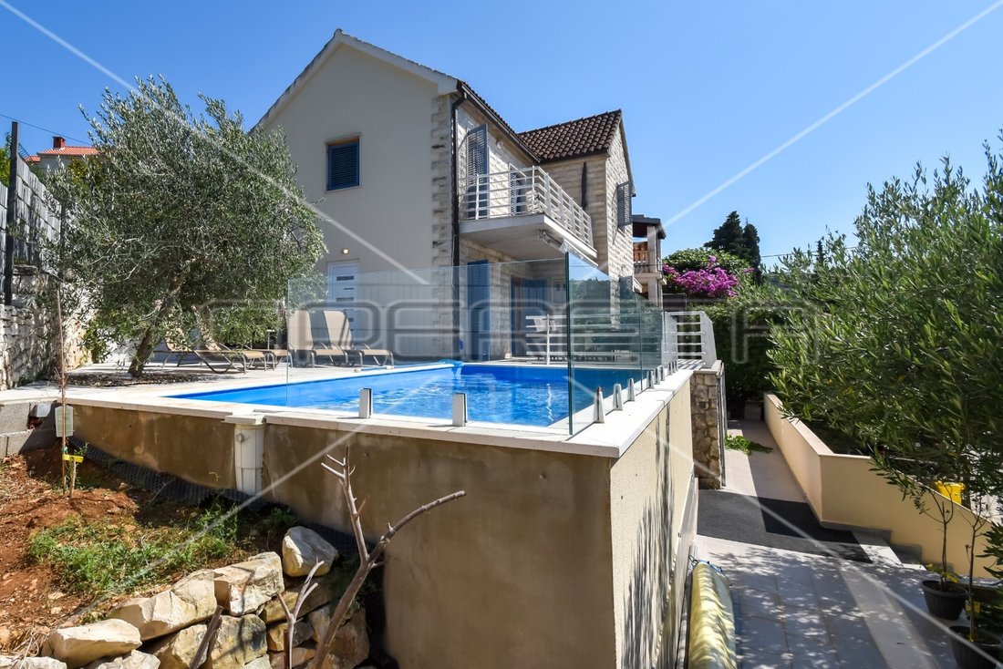 House in Splitska, Split-Dalmatia County, Croatia 2 - 16290844