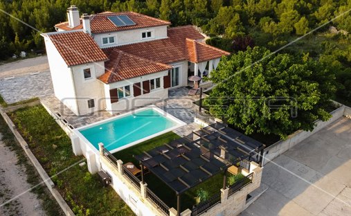 House in Dubrava kod Sibenika, Sibenik-Knin County, Croatia 1