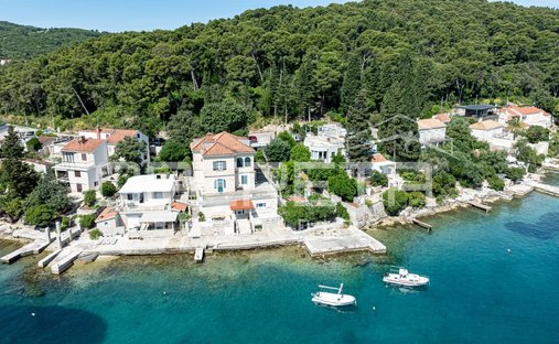 Apartment in Gradski kotar Stari grad, Korcula, Dubrovnik-Neretva County 1