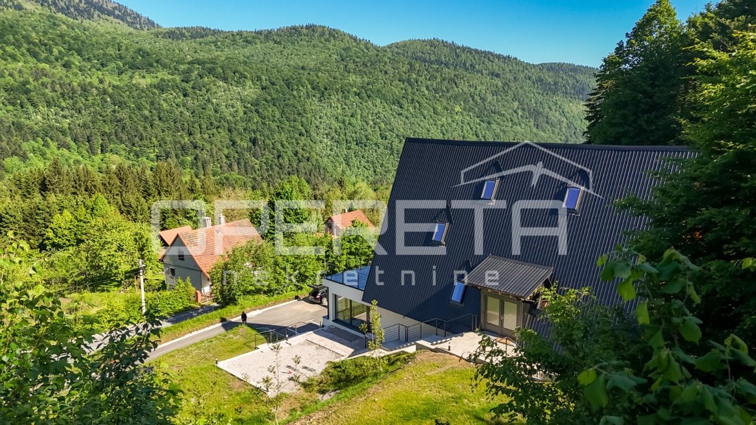 House in Grad Delnice, Primorje-Gorski Kotar County, Croatia 1 - 16290819
