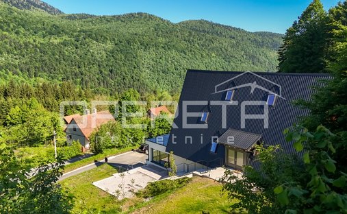 House in Grad Delnice, Primorje-Gorski Kotar County, Croatia 1