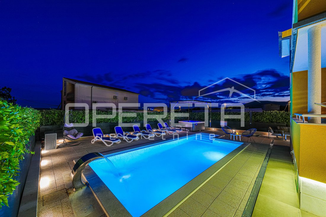 House in Kastel Luksic, Split-Dalmatia County, Croatia 2 - 16290935