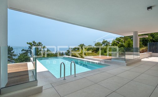 Apartment in Grad Opatija, Primorje-Gorski Kotar County, Croatia 1