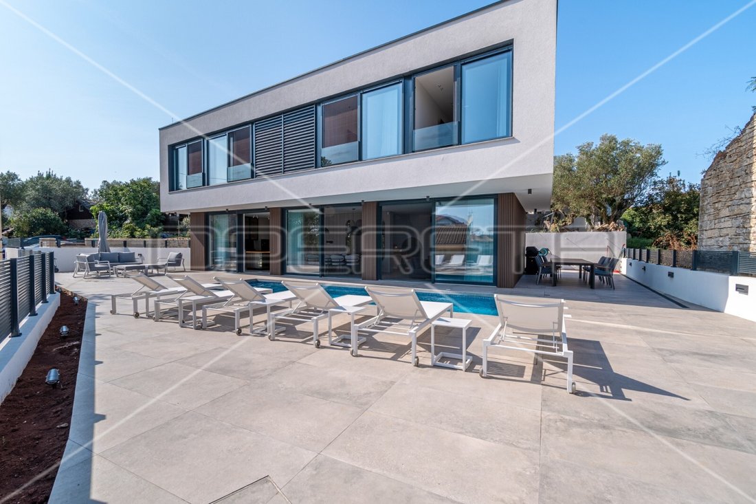 Villa in Rovinjsko Selo, Istria County, Croatia 2 - 16290848