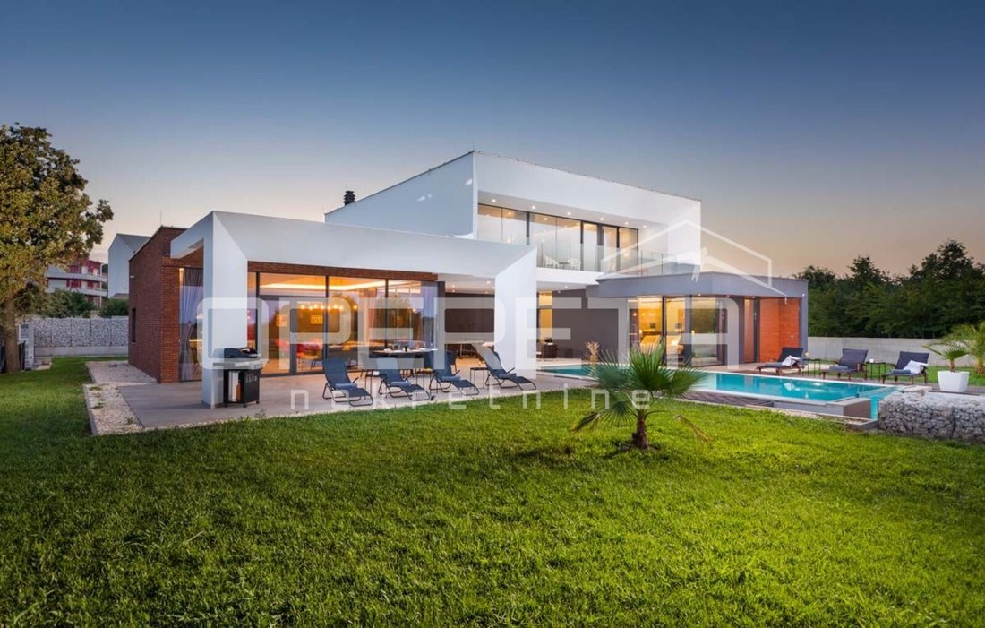 Villa in Liznjan, Istria County, Croatia 1 - 16290907