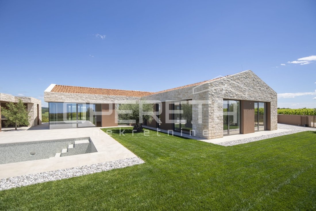 Villa in Brtonigla, Istria County, Croatia 4 - 16291008