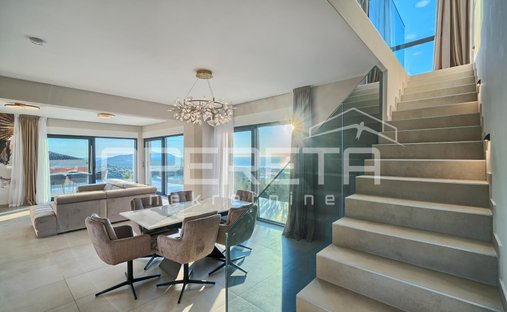 Villa in Primosten, Sibenik-Knin County, Croatia 1