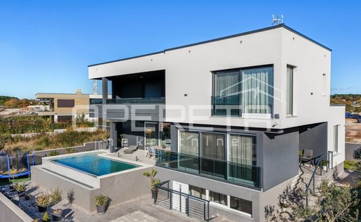 Villa in Medulin, Istria County, Croatia 1