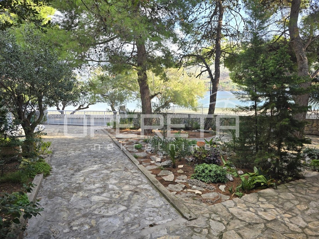 House in Grebastica, Sibenik-Knin County, Croatia 2 - 16290911