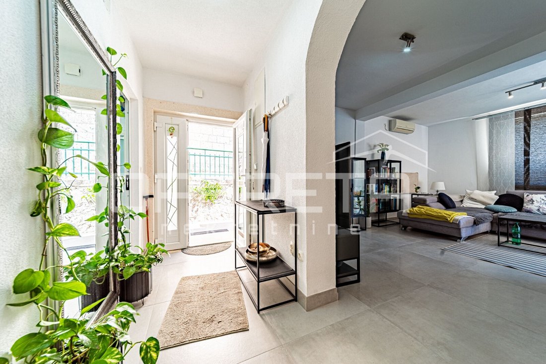 Apartment in Gradski kotar Stari grad, Korcula, Dubrovnik-Neretva County 4 - 16290737
