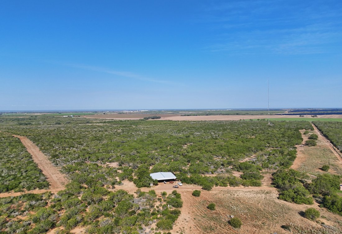 Farm Ranch in Pearsall, Texas, United States 1 - 16391091