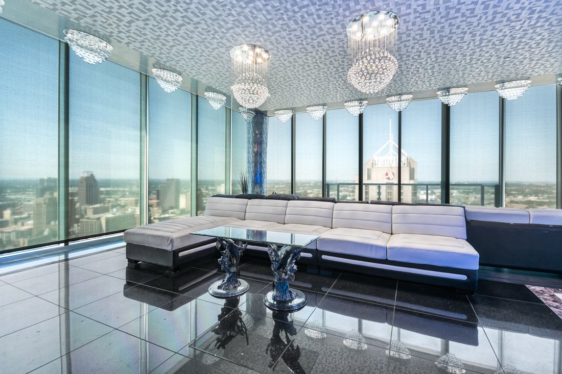 Condo in San Antonio, Texas, United States 1 - 16391390