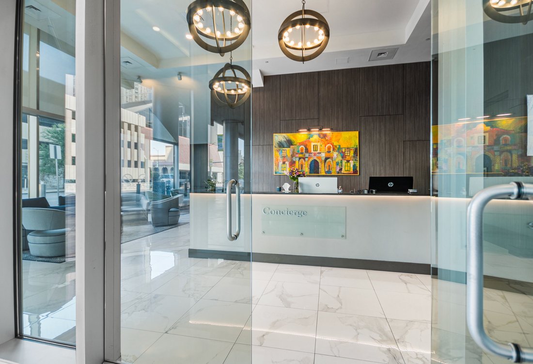 Condo in San Antonio, Texas, United States 5 - 16391390
