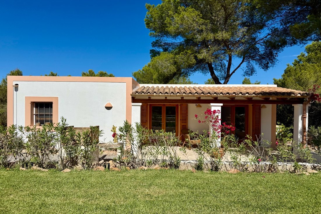 Villa in Sant Josep de sa Talaia, Balearic Islands, Spain 3 - 15015381