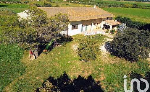 House in Arles, Provence-Alpes-Côte d'Azur, France 1