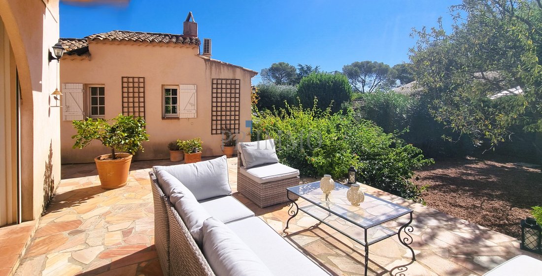 Villa in Boulouris, Saint-Raphaël, France 2 - 16393816