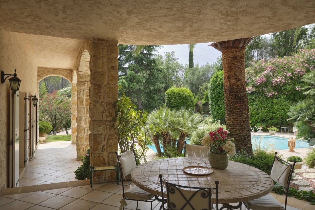 House in Mougins, Provence-Alpes-Côte d'Azur, France 3 - 16392209