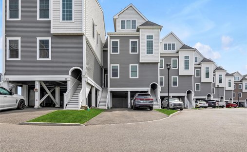 Condo in Oceanside, New York, United States 1