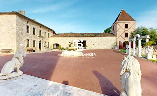 Elegant XI Xth Century Castle Beautiful Park Pool