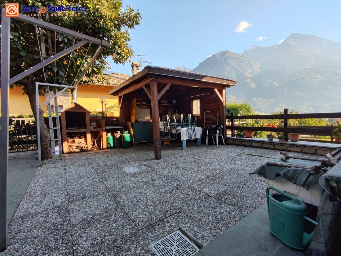 Villa in Chef-Lieu / Saint-Christophe, Aosta Valley / Vallée d'Aoste, Italy 5 - 16394419