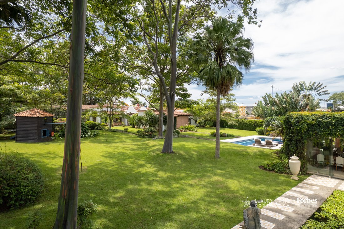 House in Pozos, San José Province, Costa Rica 2 - 16393375