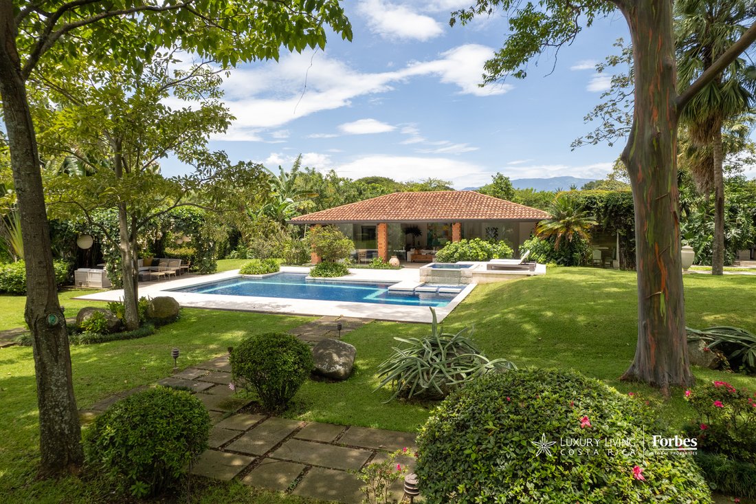 House in Pozos, San José Province, Costa Rica 1 - 16393375