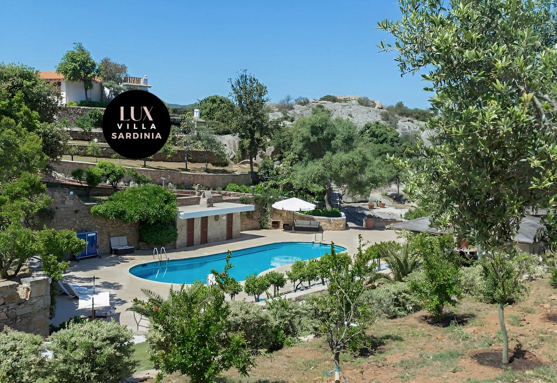 Villa in Arzachena, Sardinia, Italy 1 - 16393476