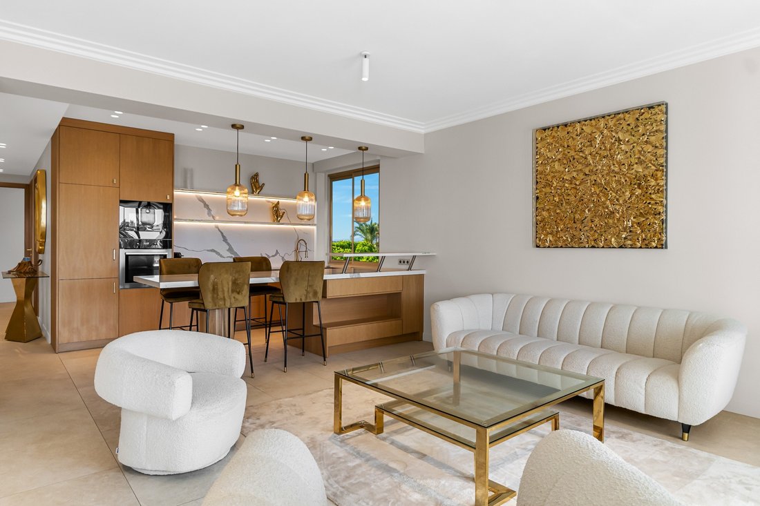 Apartment in Saint Nicolas, Cannes, France 4 - 16395162