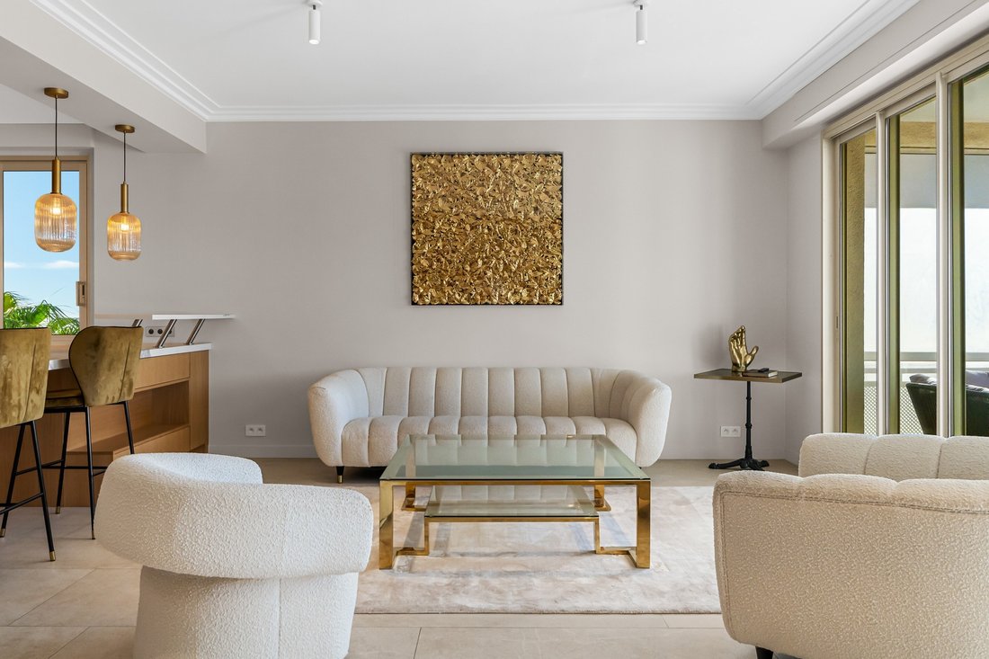 Apartment in Saint Nicolas, Cannes, France 1 - 16395162