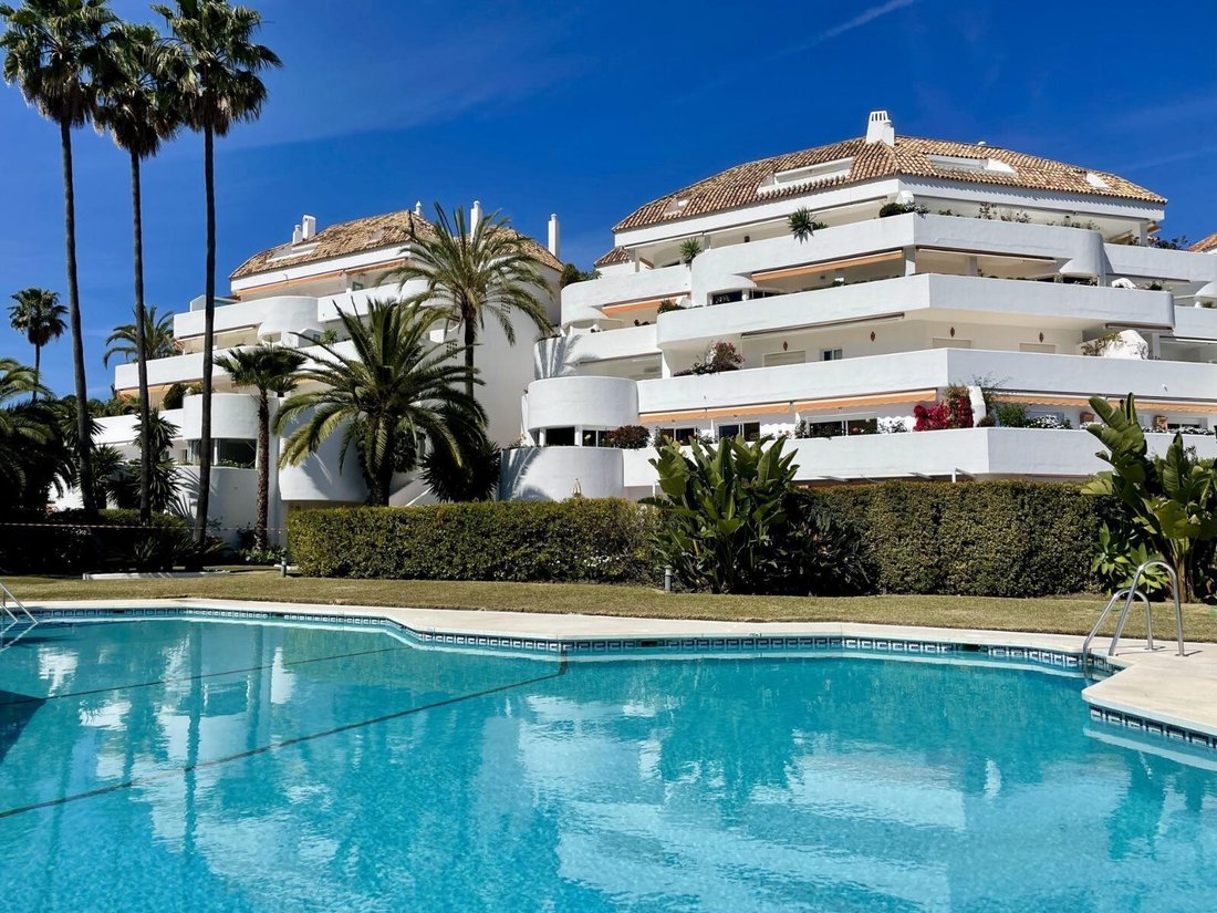 Apartment in Marbella, Andalusia, Spain 1 - 16395131