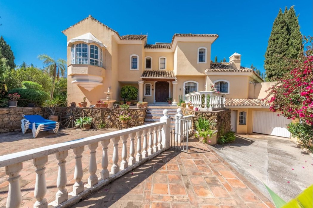 Villa in Marbella, Andalusia, Spain 3 - 16395144