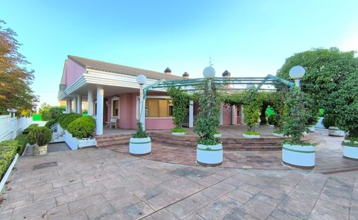 Villa a Caudete, Castiglia-La Mancia, Spagna 1